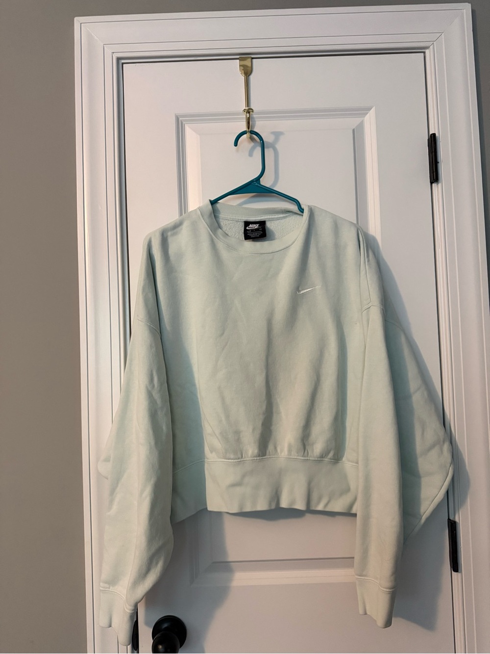 Nike Women's Mint Green Crew Sweatshirt